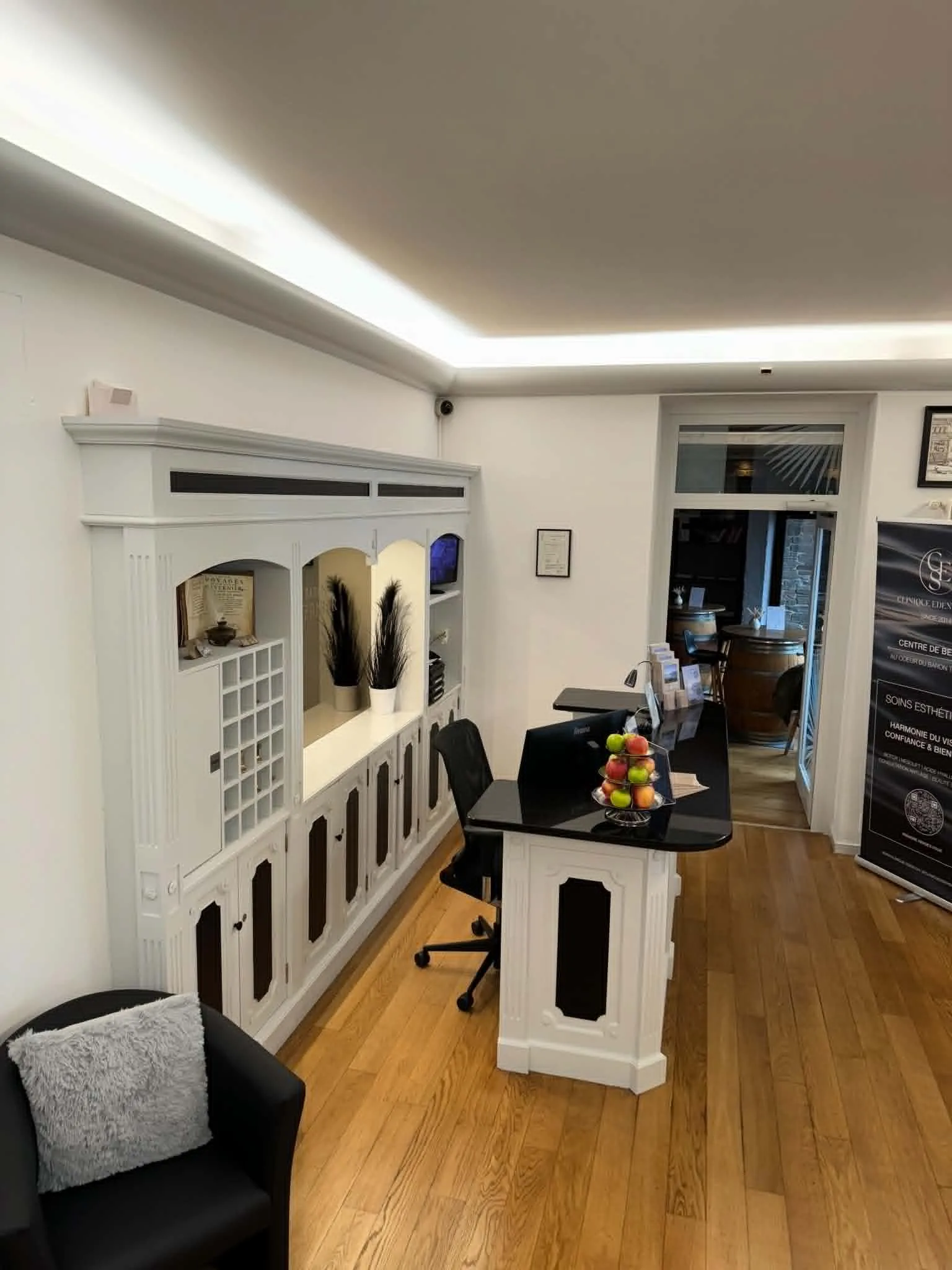 Réaménagement de la réception — Hôtel Le Baron Tavernier, Chexbres – Chexbres, Lavaux — Photo 11