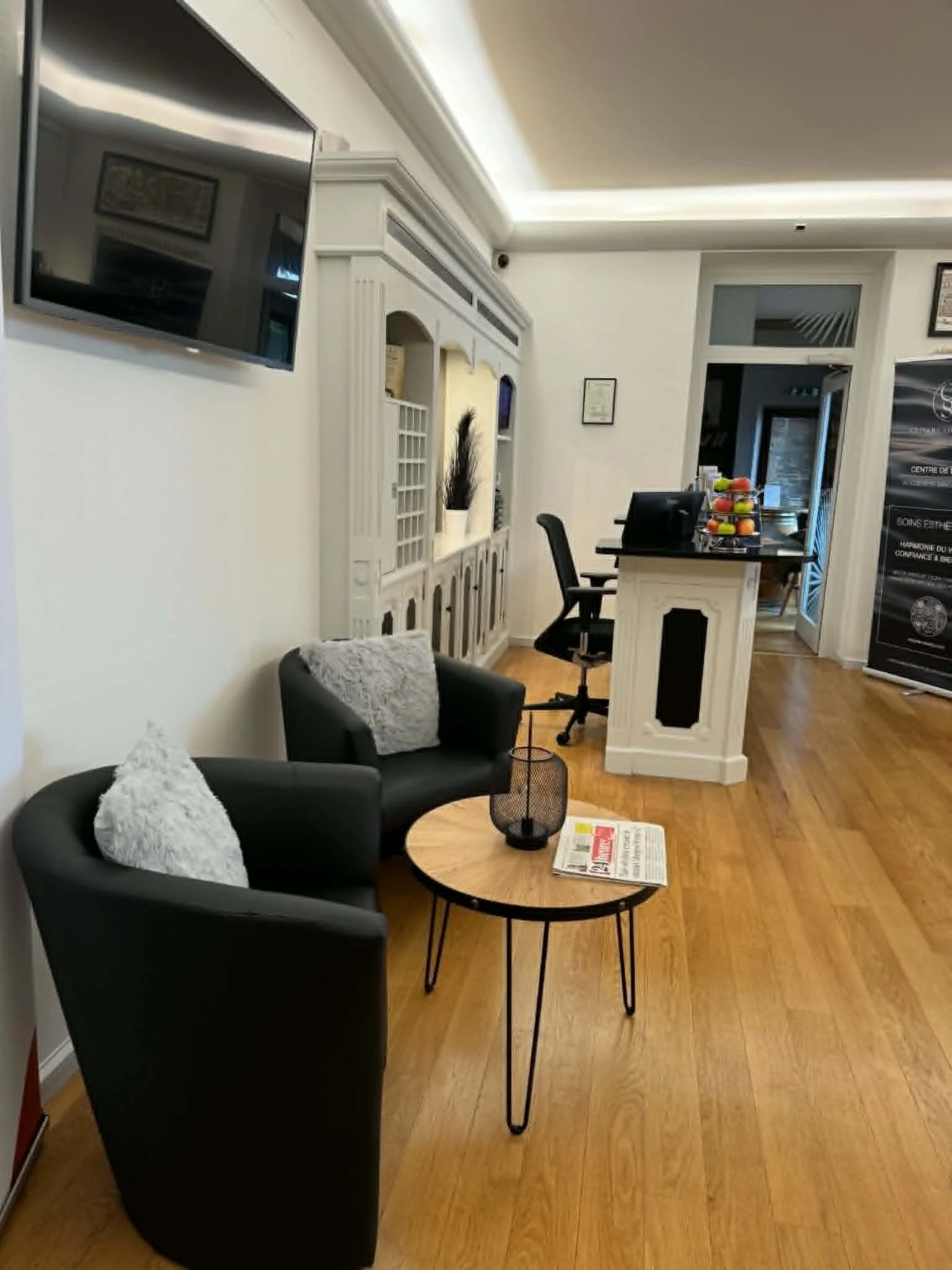 Réaménagement de la réception — Hôtel Le Baron Tavernier, Chexbres – Chexbres, Lavaux — Photo 4