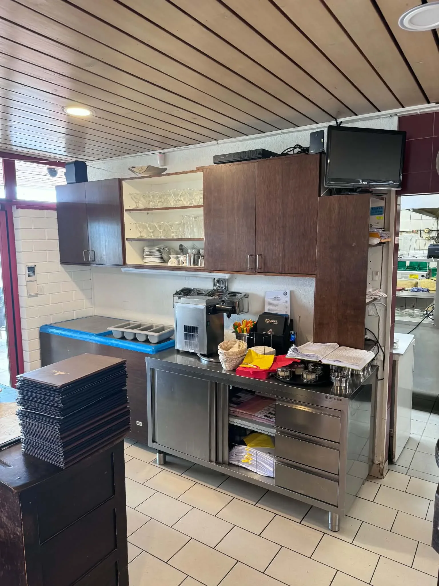 Restaurant Renovation — Restaurant du Tennis, TC Yverdon – Yverdon-les-Bains, VD — Photo 20